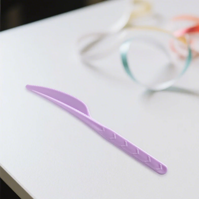 18pk Light Purple Reusable Plastic Knife