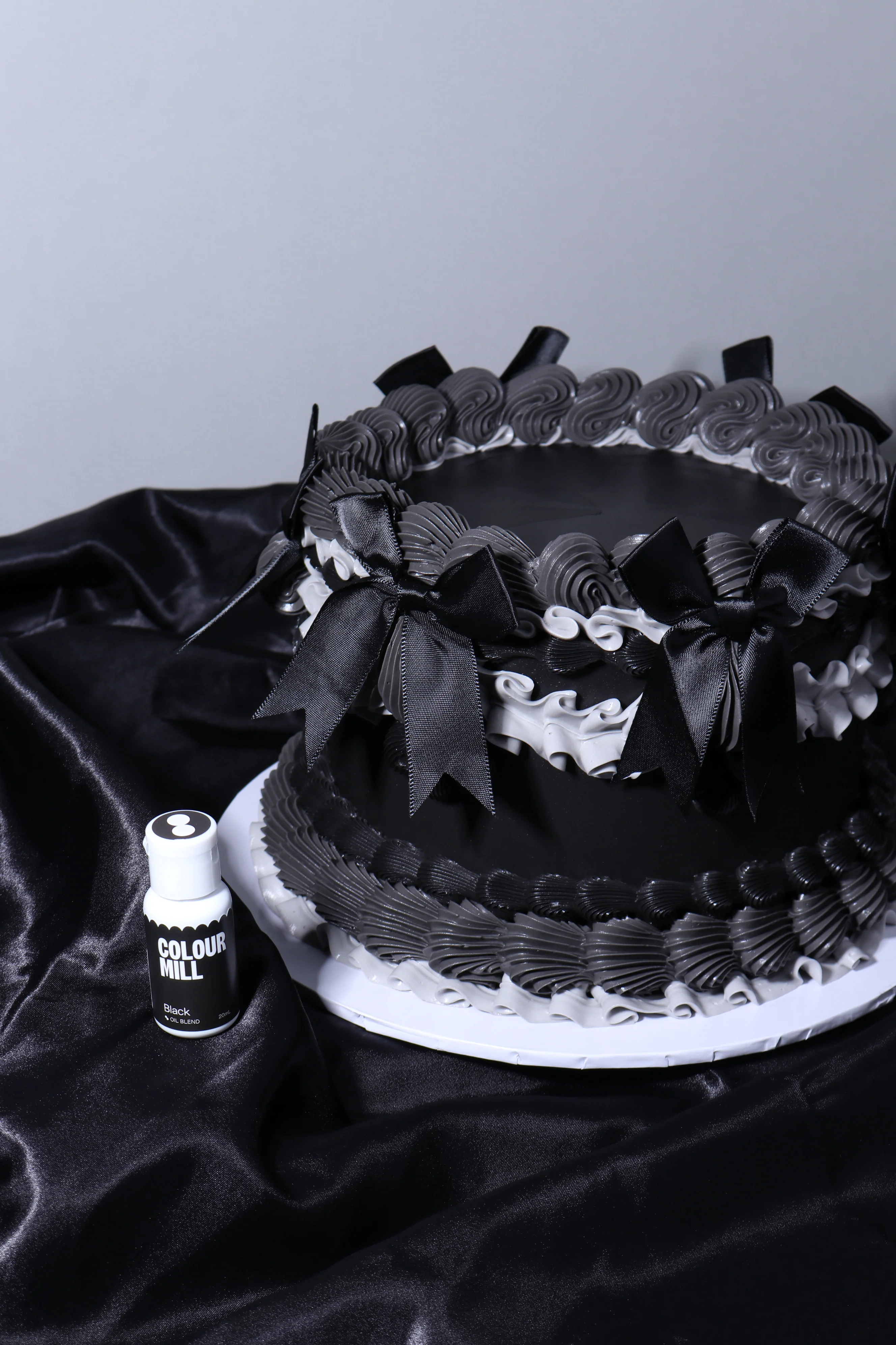 Colour Mill Black Oil Based Colouring 20ml - Image 4